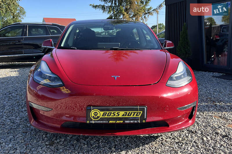 Tesla Model 3 2019