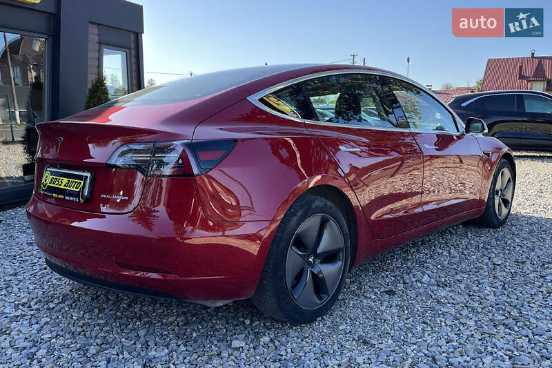 Tesla Model 3 2019