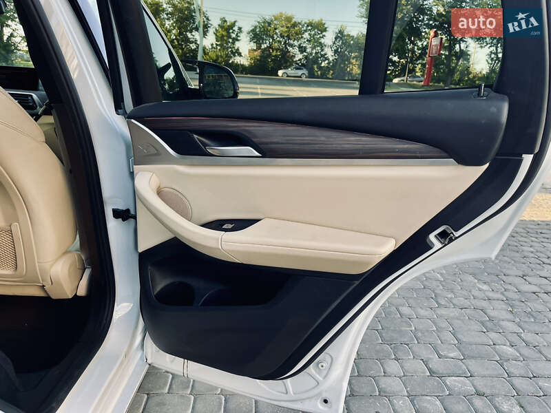 BMW X3 2019
