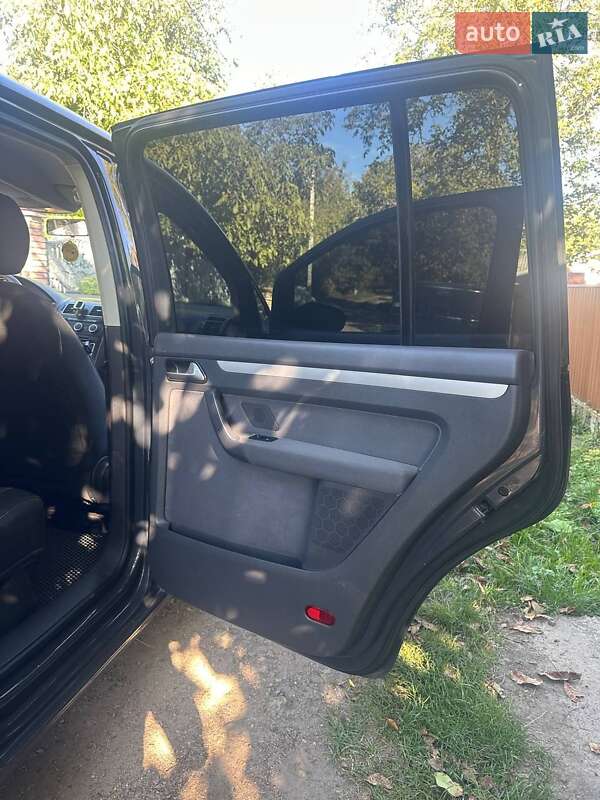 Volkswagen Touran 2014