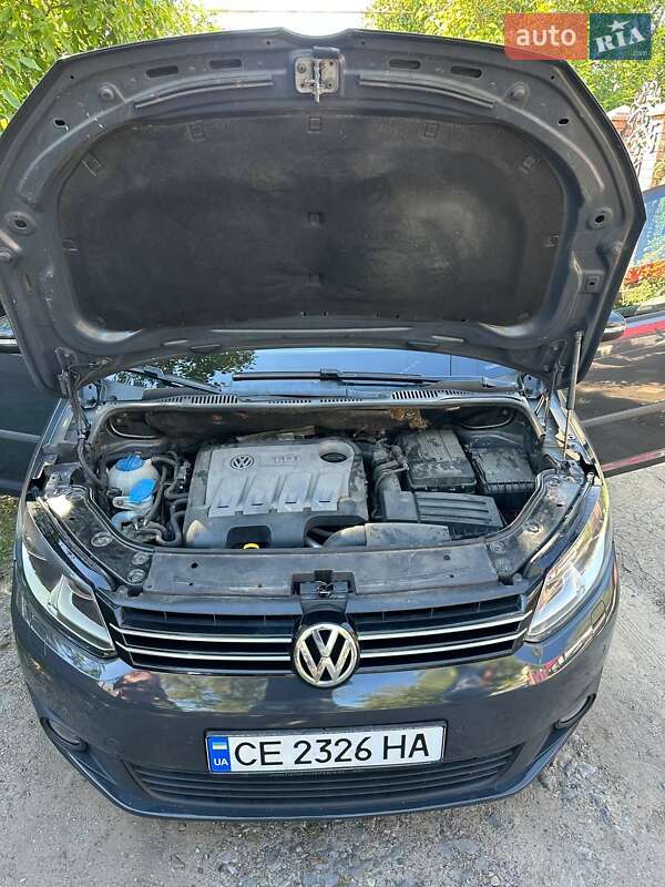 Volkswagen Touran 2014