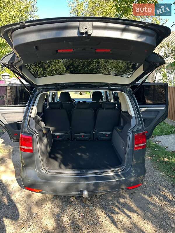 Volkswagen Touran 2014