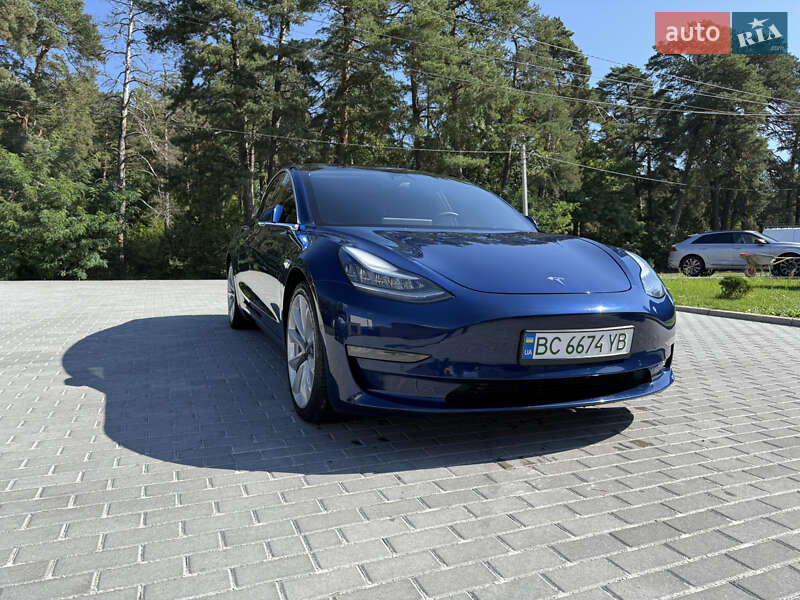 Tesla-4
