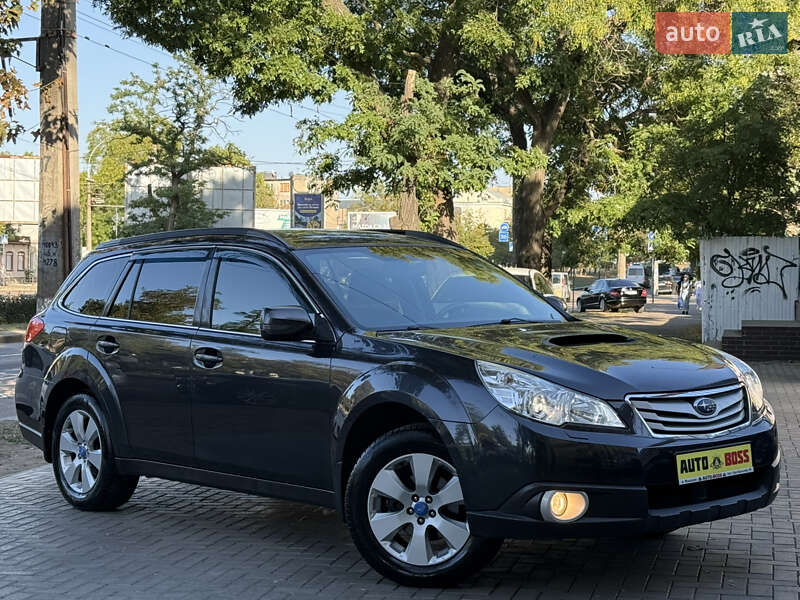 Subaru Legacy 2011