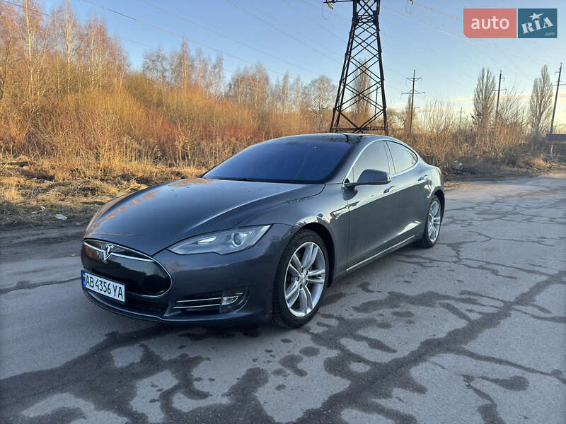 Tesla-4