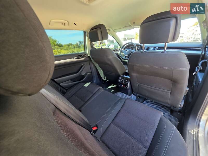 Volkswagen Passat 2015