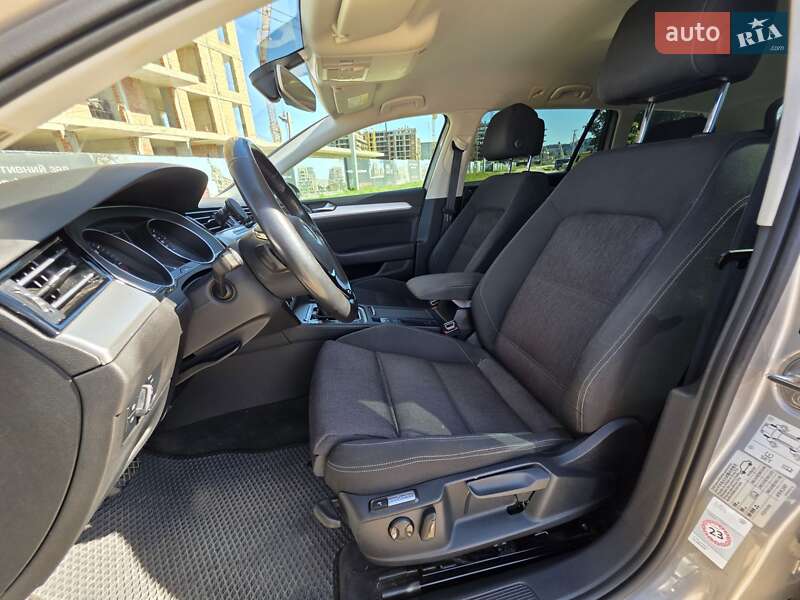 Volkswagen Passat 2015