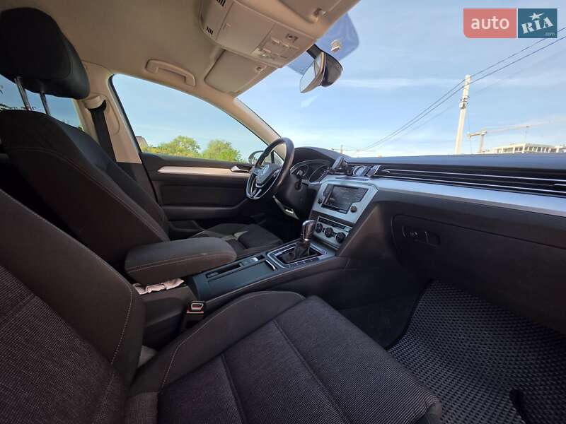 Volkswagen Passat 2015