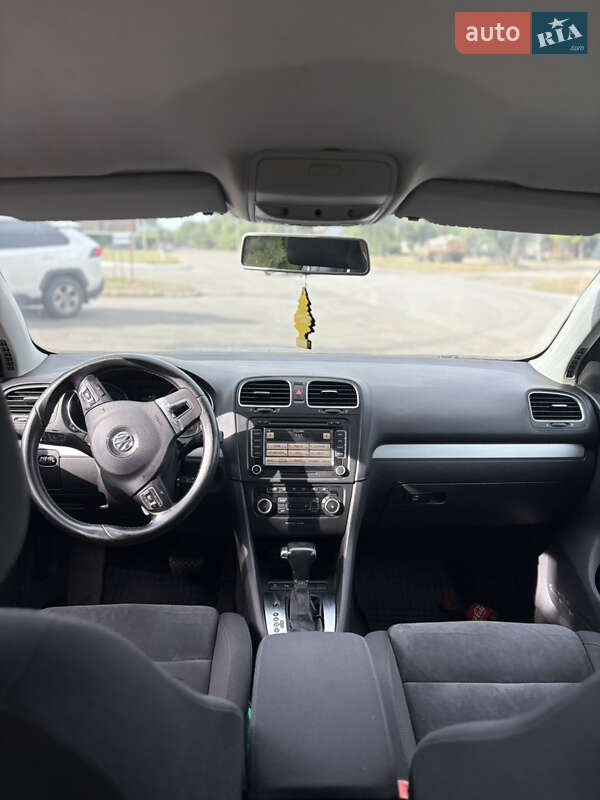 Volkswagen Golf 2011