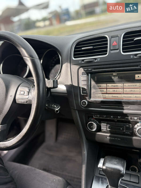 Volkswagen Golf 2011