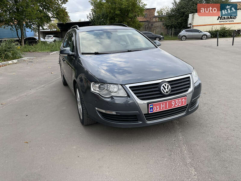 Volkswagen Passat 2010