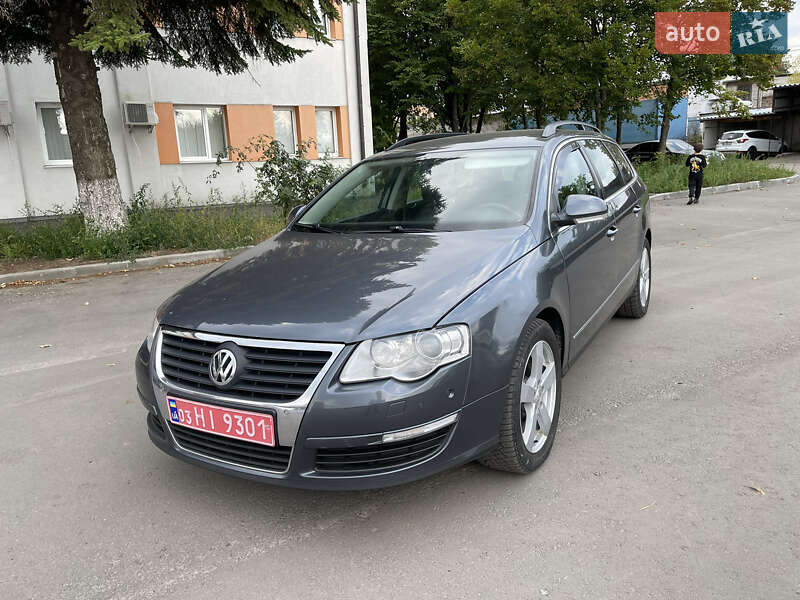 Volkswagen Passat 2010