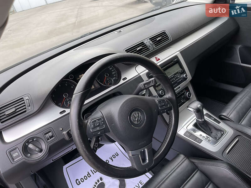 Volkswagen Passat 2010