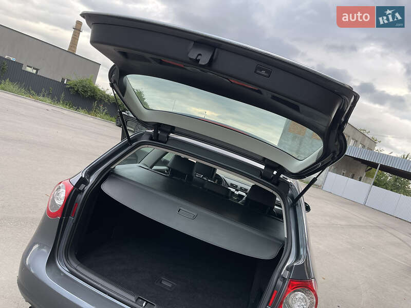 Volkswagen Passat 2010