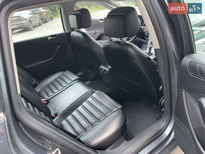 Volkswagen Passat 2010