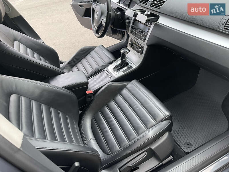 Volkswagen Passat 2010