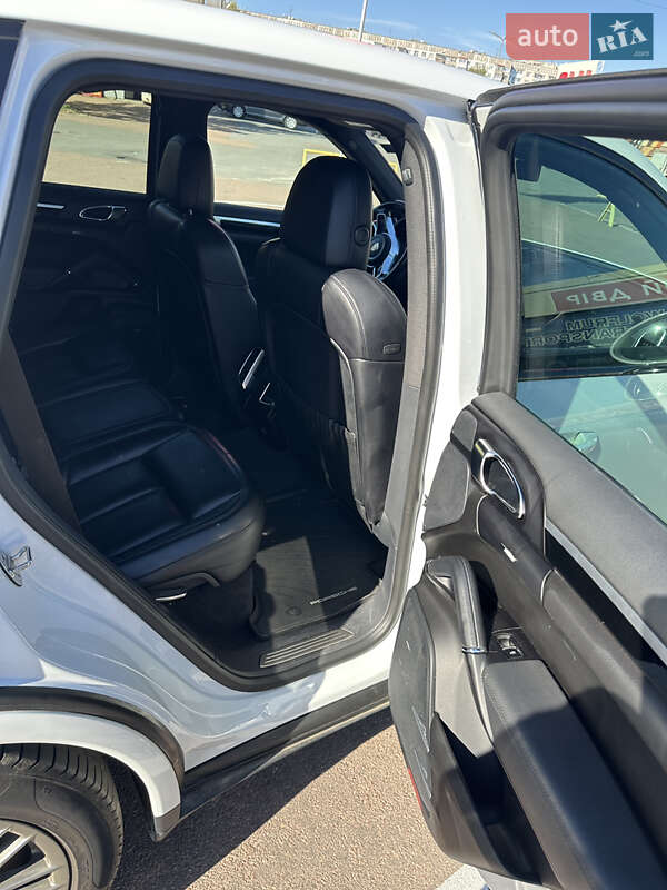 Porsche Cayenne 2017