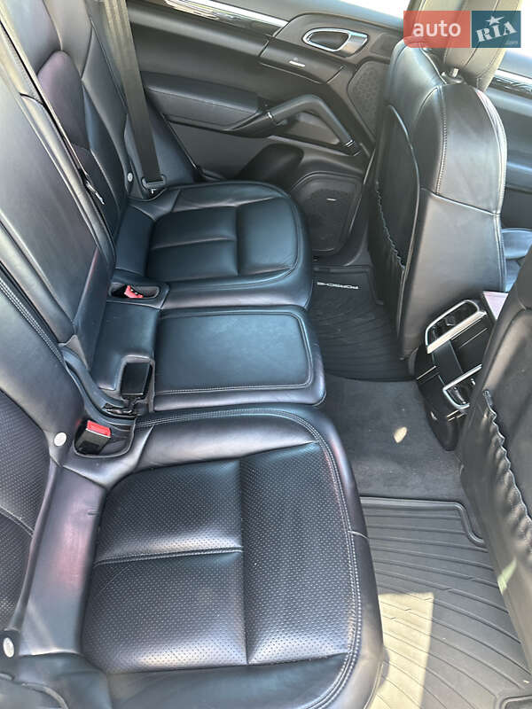 Porsche Cayenne 2017