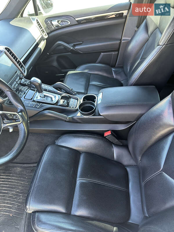 Porsche Cayenne 2017