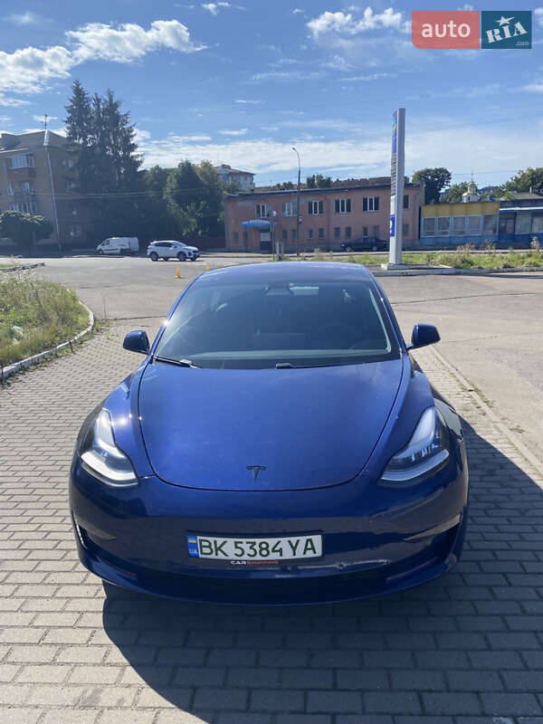 Tesla Model 3 2018