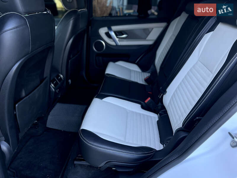 Land Rover Discovery Sport 2019