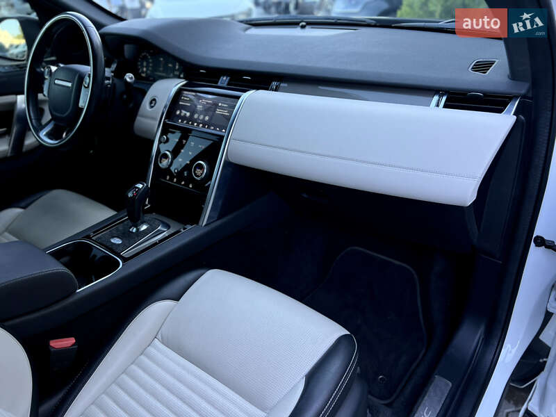 Land Rover Discovery Sport 2019