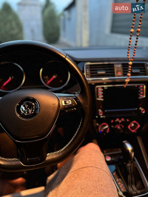 Volkswagen Jetta 2016