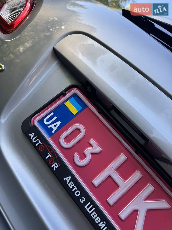 Nissan Qashqai+2 2011