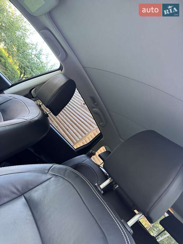 Nissan Qashqai+2 2011