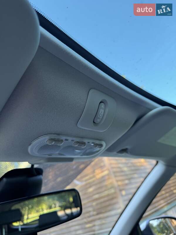 Nissan Qashqai+2 2011