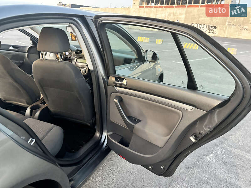 Volkswagen Jetta 2007