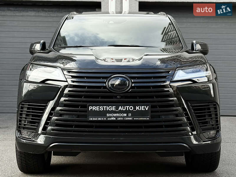 Lexus LX 2022