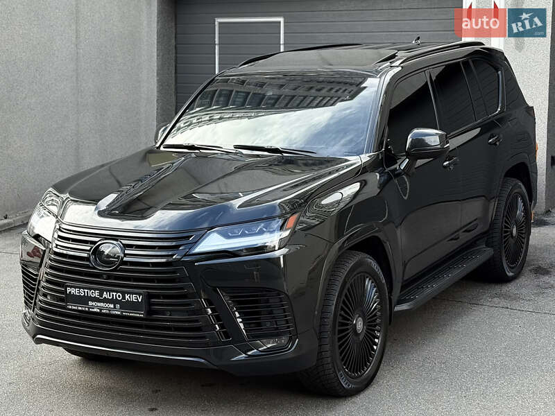 Lexus LX 2022