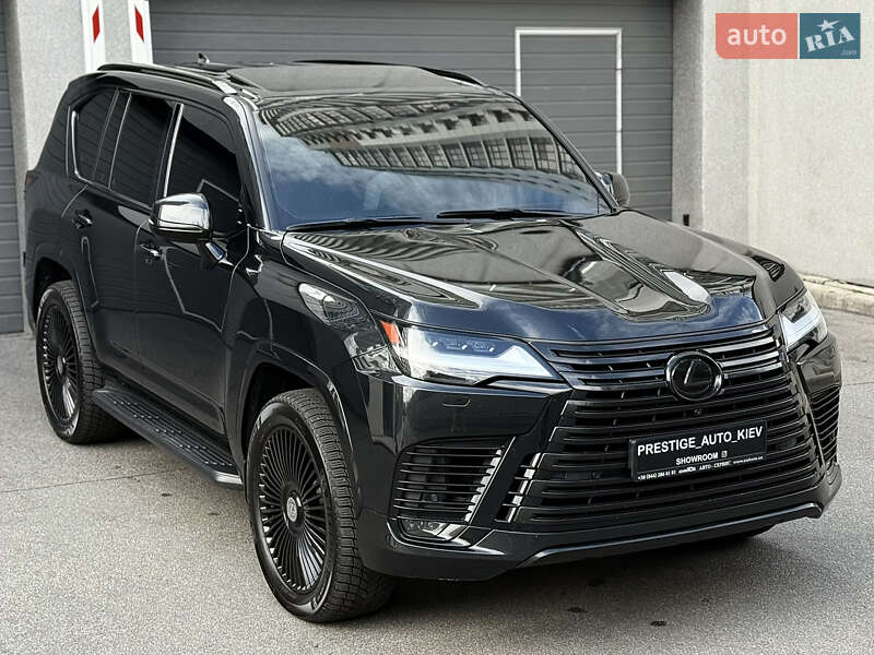 Lexus LX 2022