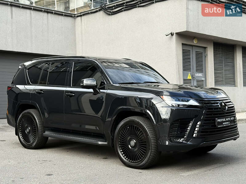 Lexus LX 2022
