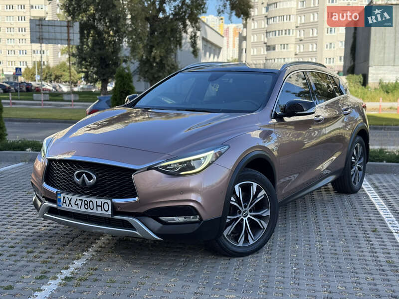 Infiniti-1