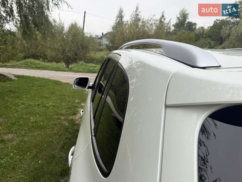 Hyundai Santa FE 2011