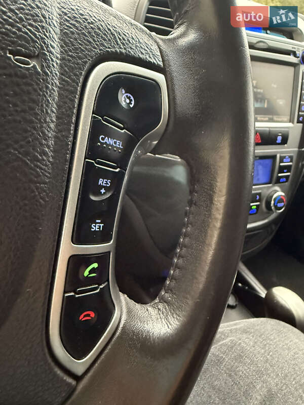 Hyundai Santa FE 2011