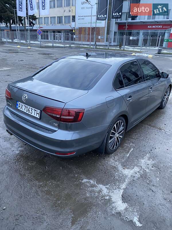 Volkswagen Jetta 2015