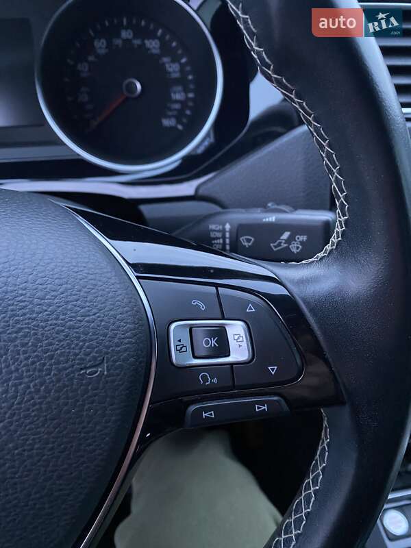 Volkswagen Jetta 2015