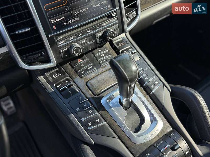 Porsche Cayenne 2011