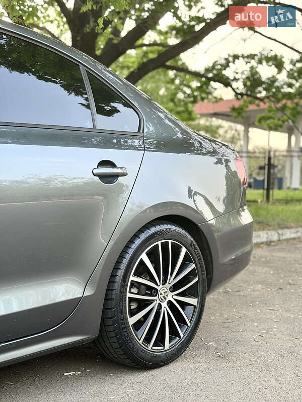 Volkswagen Jetta 2016