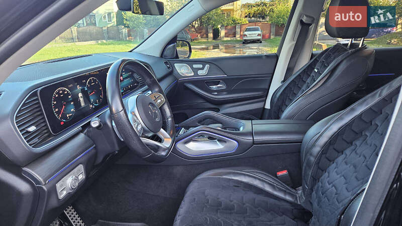 Mercedes-Benz GLE-Class 2021