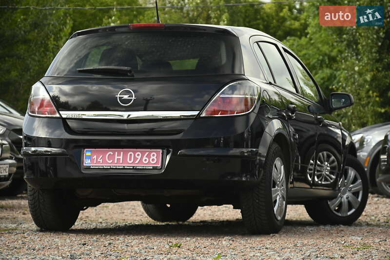 Opel Astra 2009