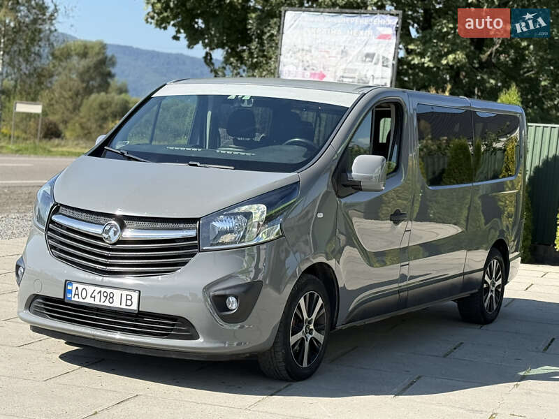 Opel Vivaro 2016