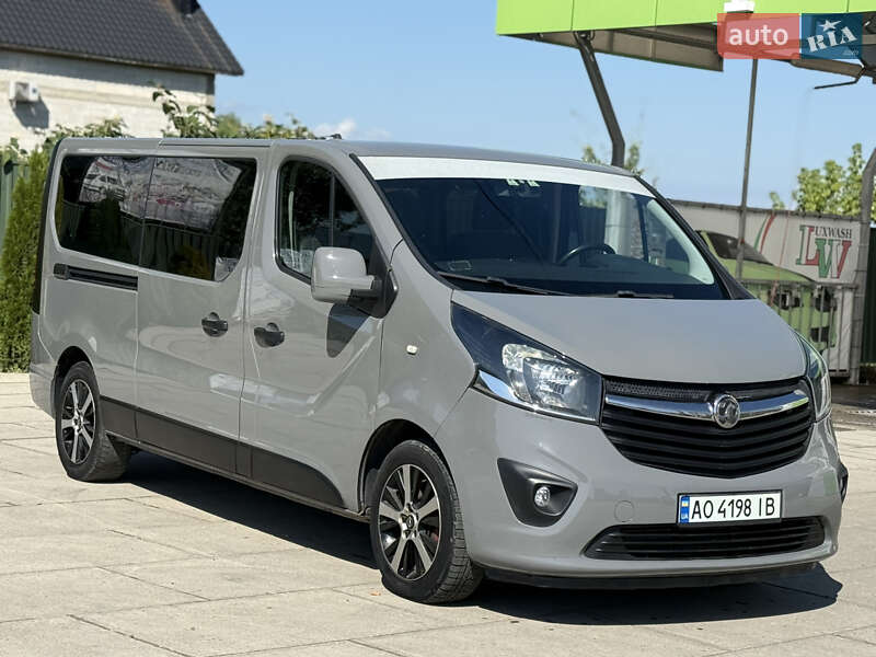 Opel Vivaro 2016