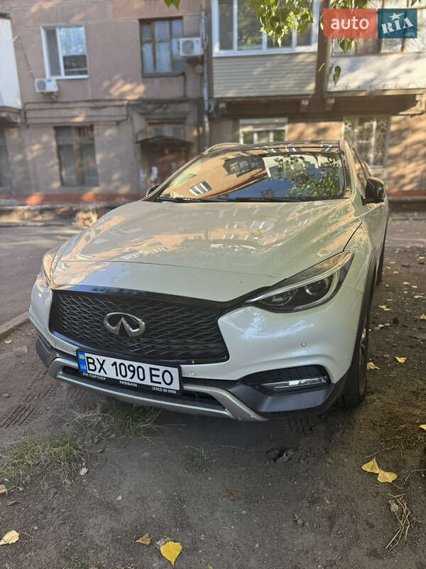 Infiniti-3