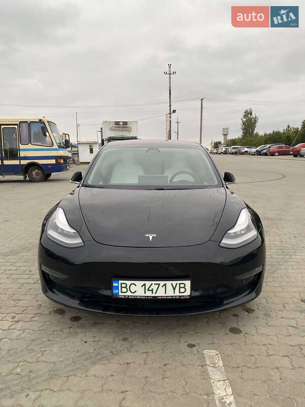 Tesla-4