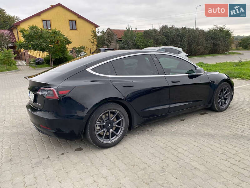 Tesla-6
