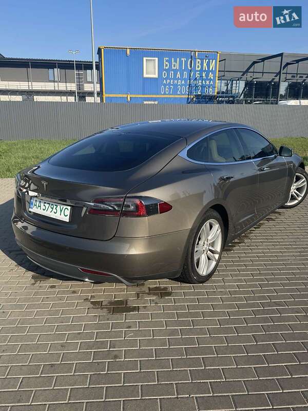 Tesla-9